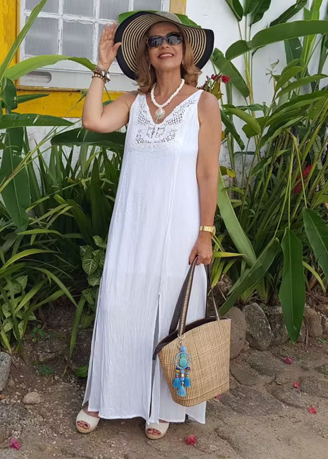 <h2>CUSTOMERS LOVE SAVANNAH BOUTIQUE</h2>
