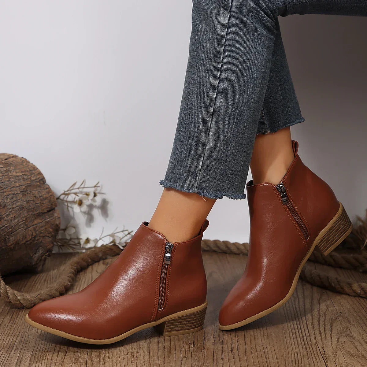 Meya | Supportive Ankle Boots